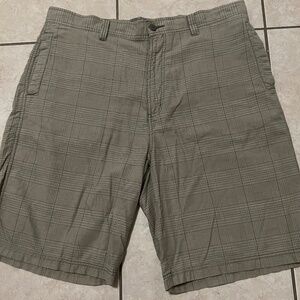 Timberland Khaki Beige Plaid Casual Flat Front Dress Shorts Size 38